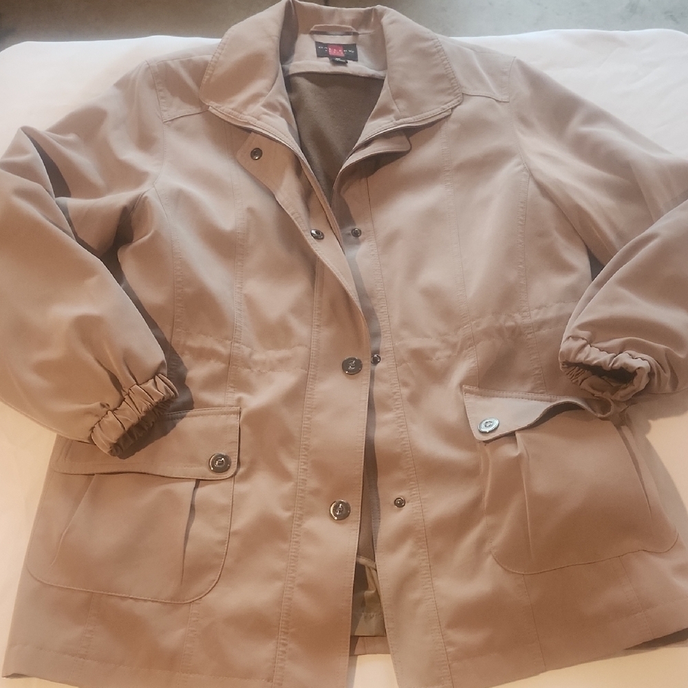 Gallery Petite Women's Beige Jacket
